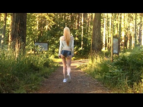 ❤️ Emakume ederra poliki mugitzen da, ez biluzik bideoa ❤❌ Porno gurean eu.pornofilmtv.ru ❌❤